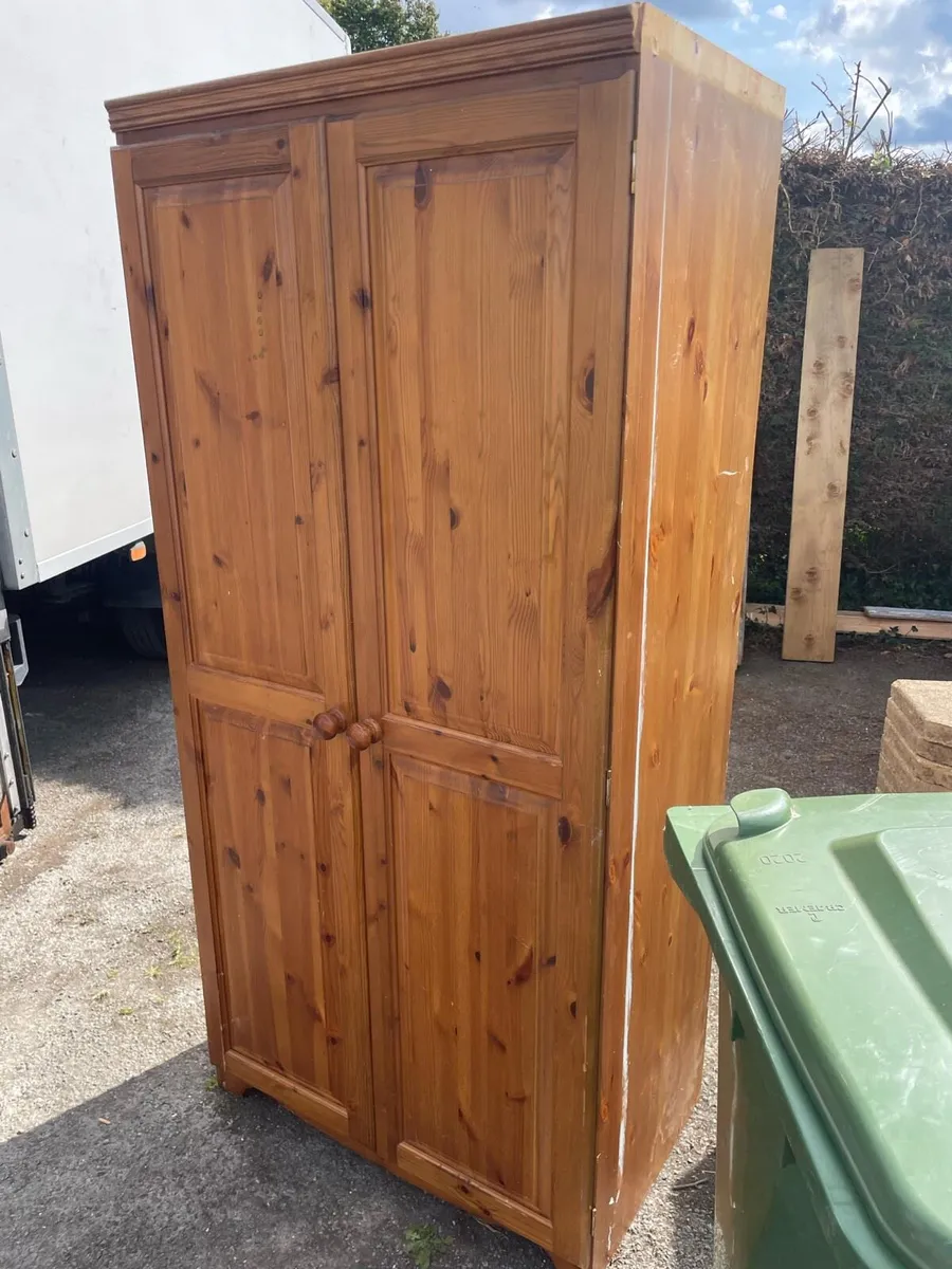 Wooden wardrobe €80 - Image 4