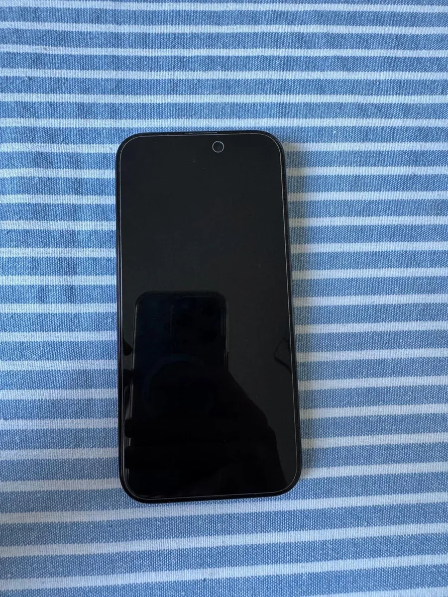 Iphone 15 pro - 128GB - Image 2