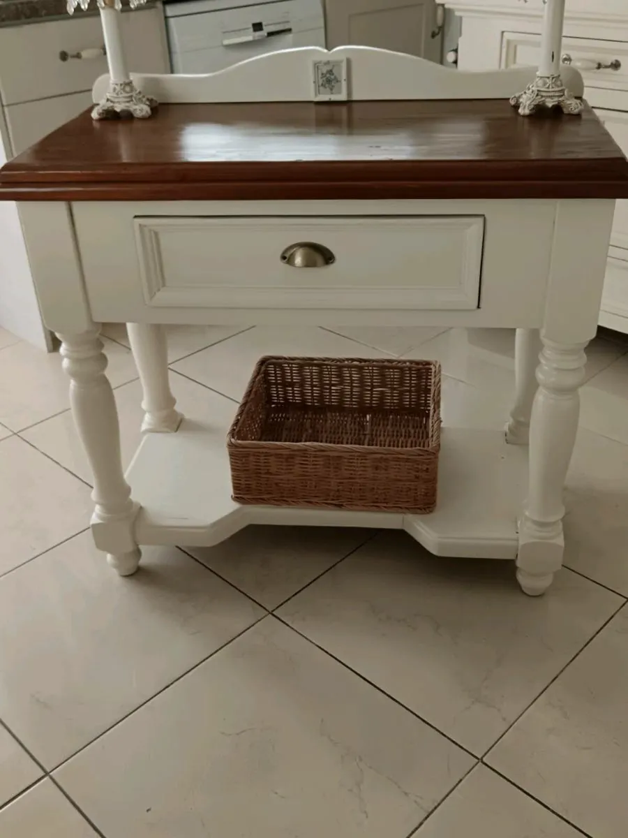 Console table - Image 3