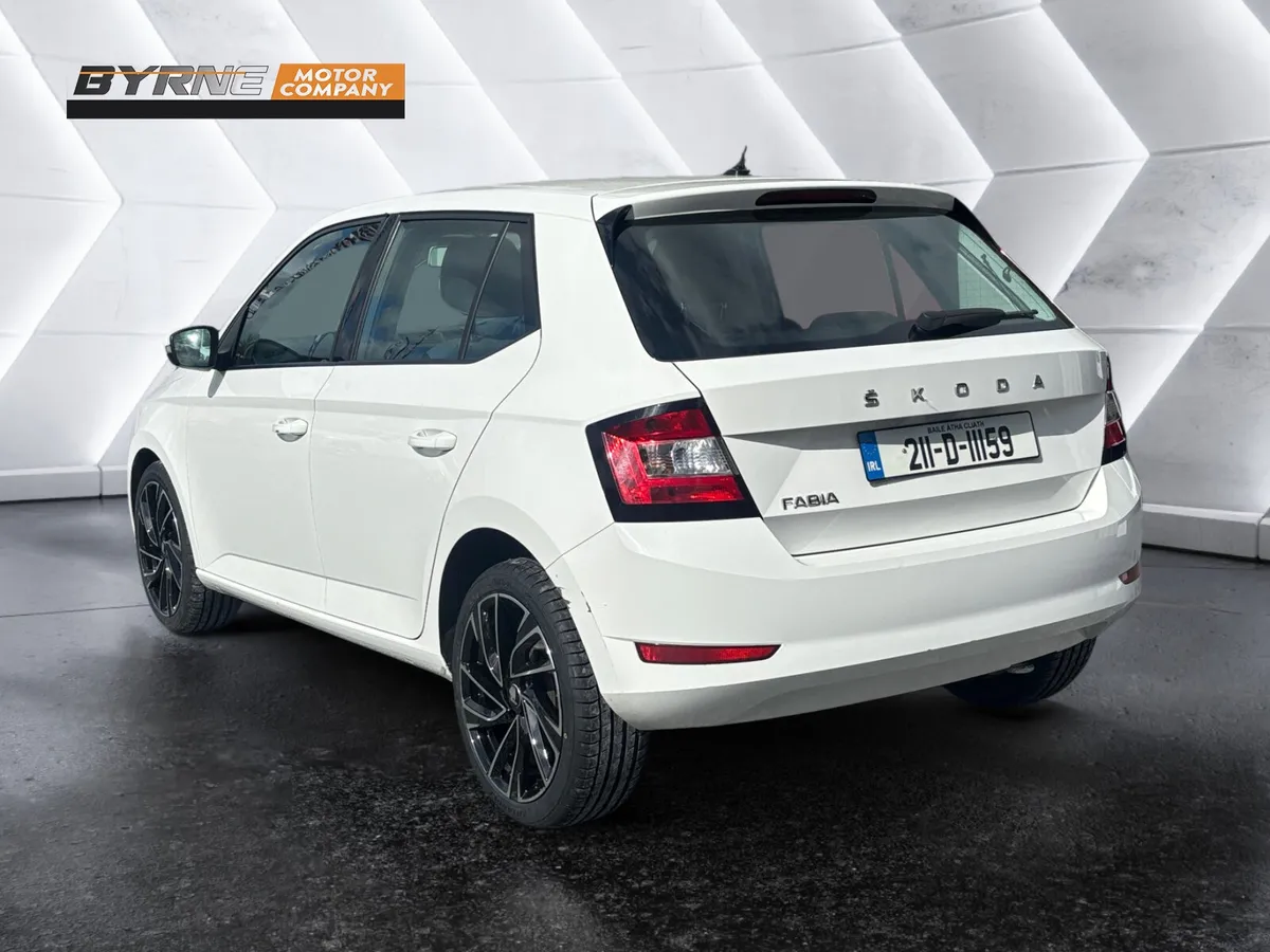 SKODA FABIA 1.0 AMBITION 2021 - Image 2