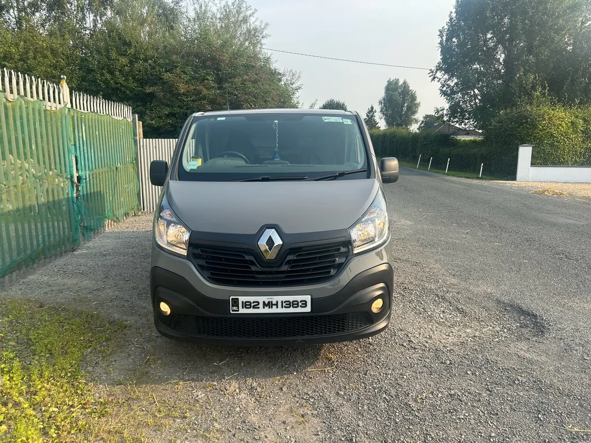 Renault traffic - Image 2