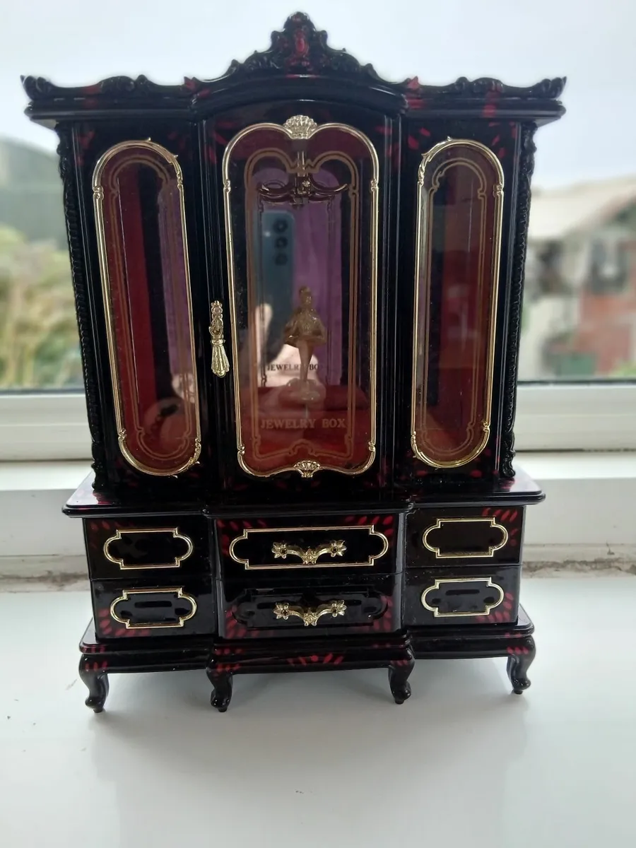 Jewelry box - Image 2