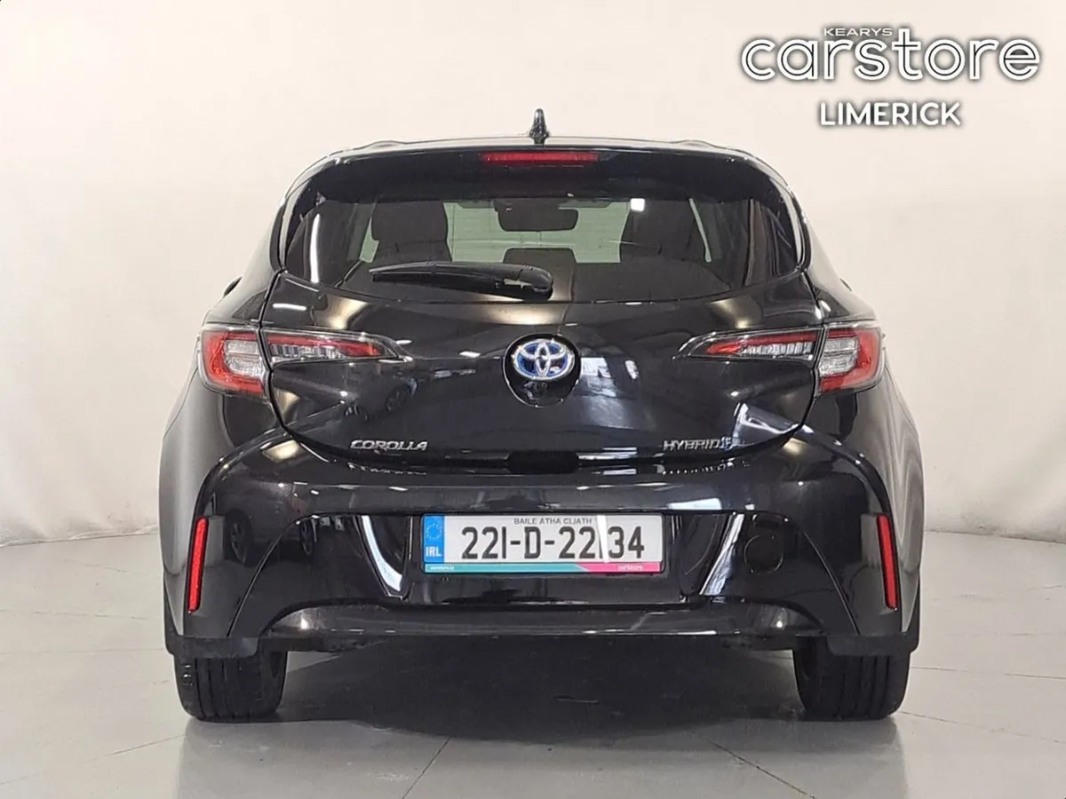 Toyota Corolla 1.8 Hybrid Sol Hatchback - Image 4