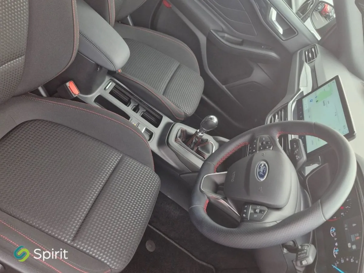 Ford Focus St-line 1.0l Ecoboost 125PS Mhev - Image 4