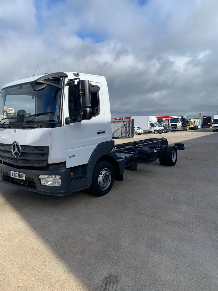 June 2018 Mercedes Atego 816 Chassis Cab - Image 2