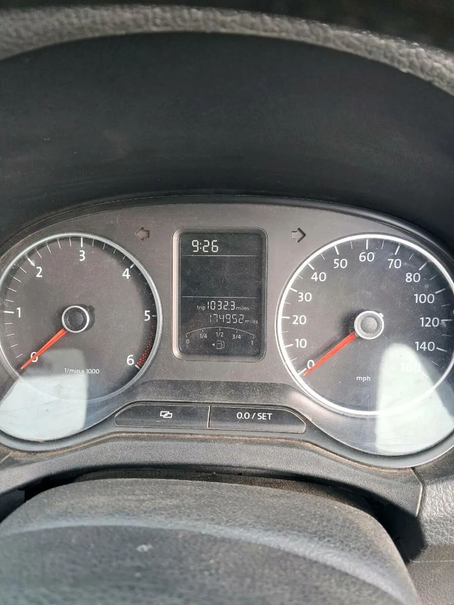 Vw Amarok NO DAMAGE - Image 3