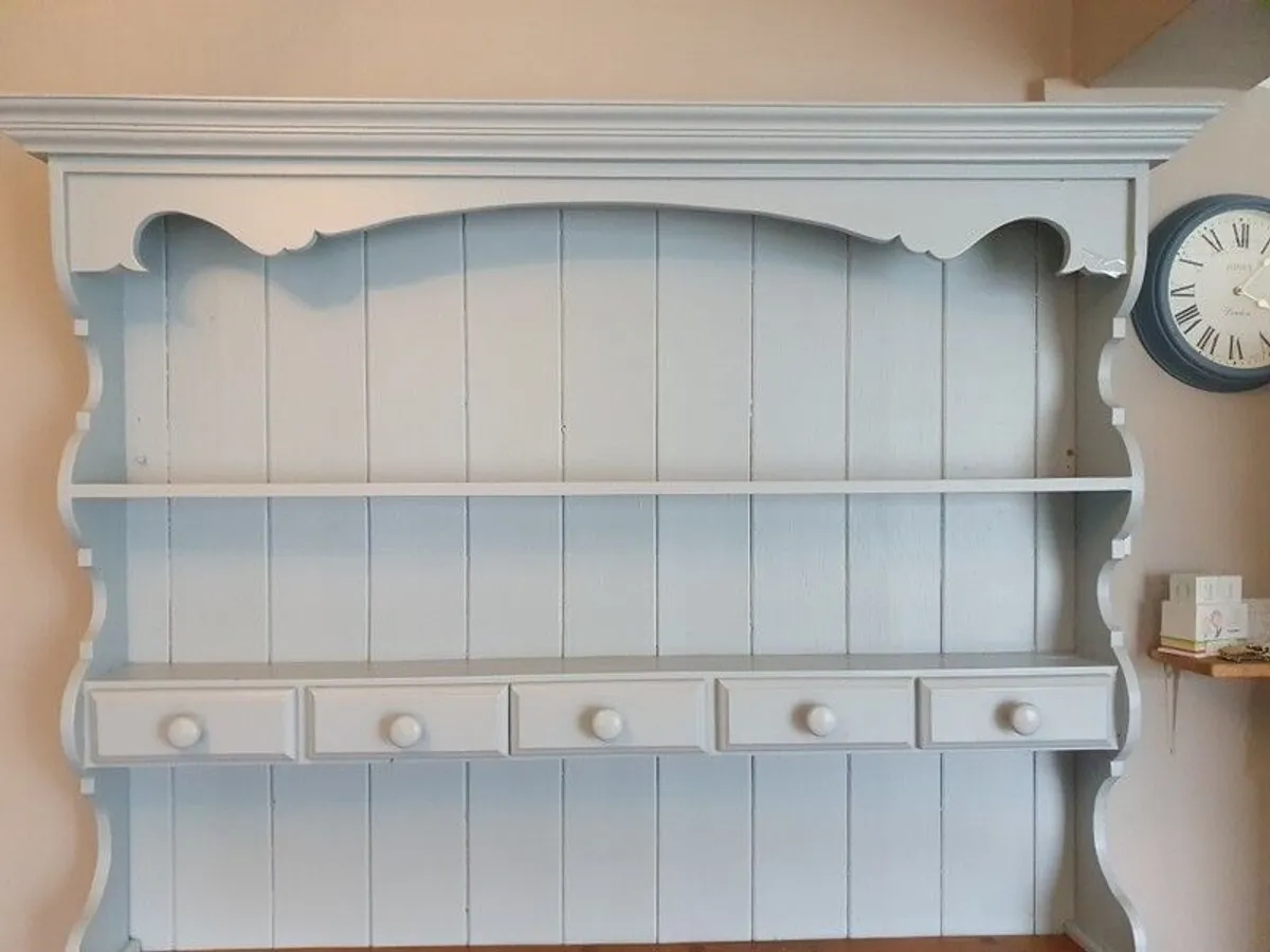Dresser - Image 3