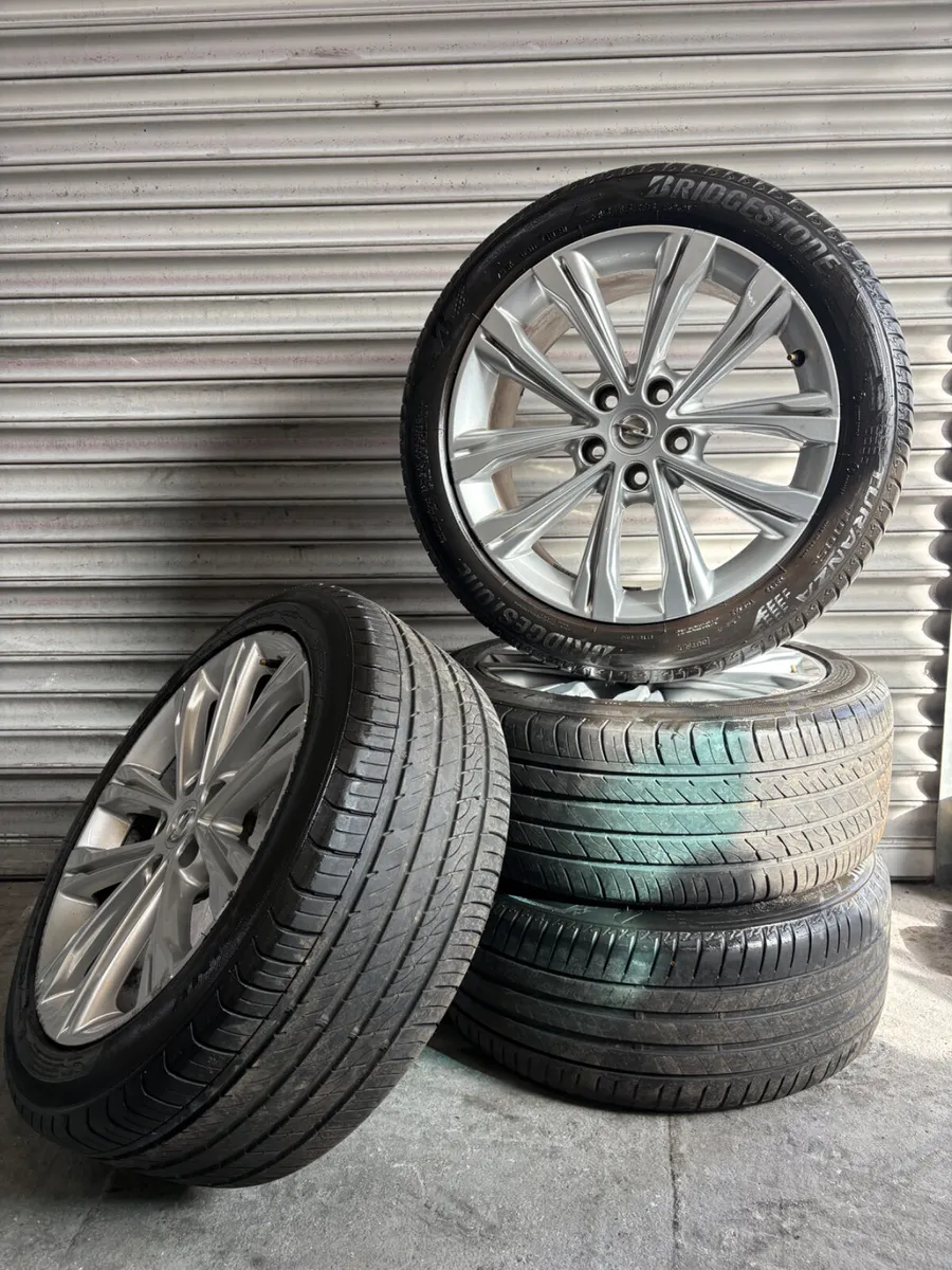 Opel Insignia SRI Alloys 18” - Image 1