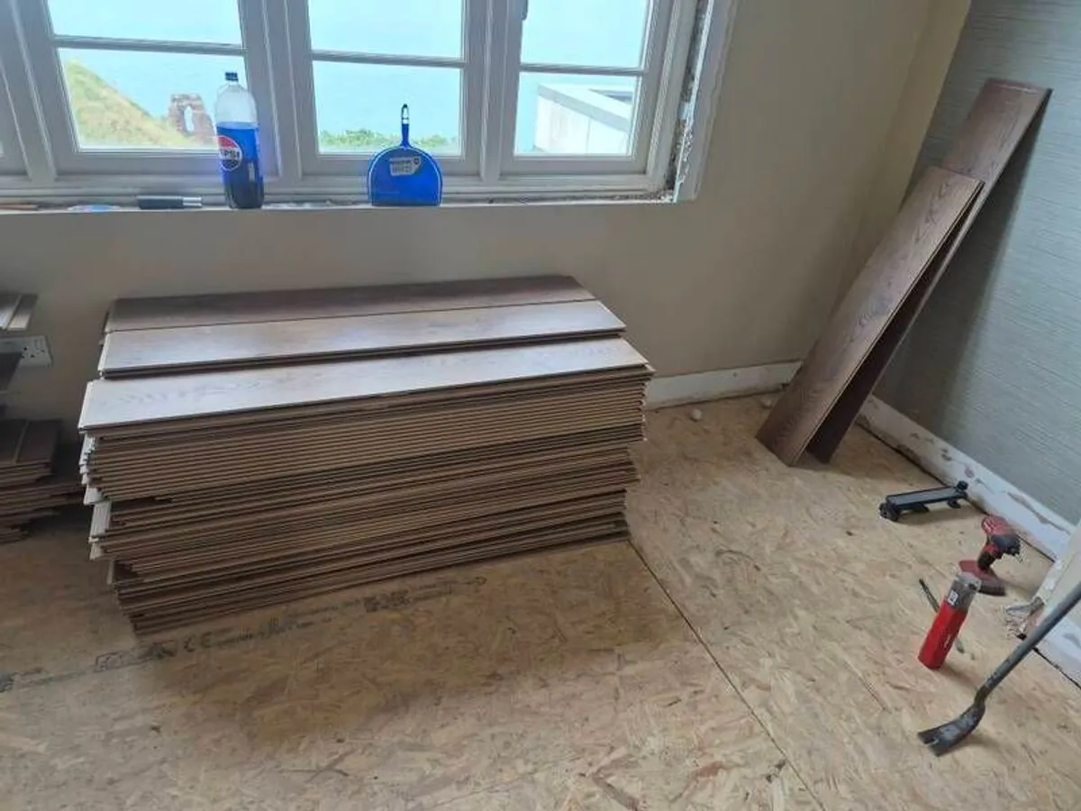 laminate floor - Image 3
