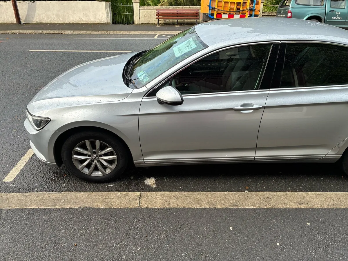 VW Passat - Image 2