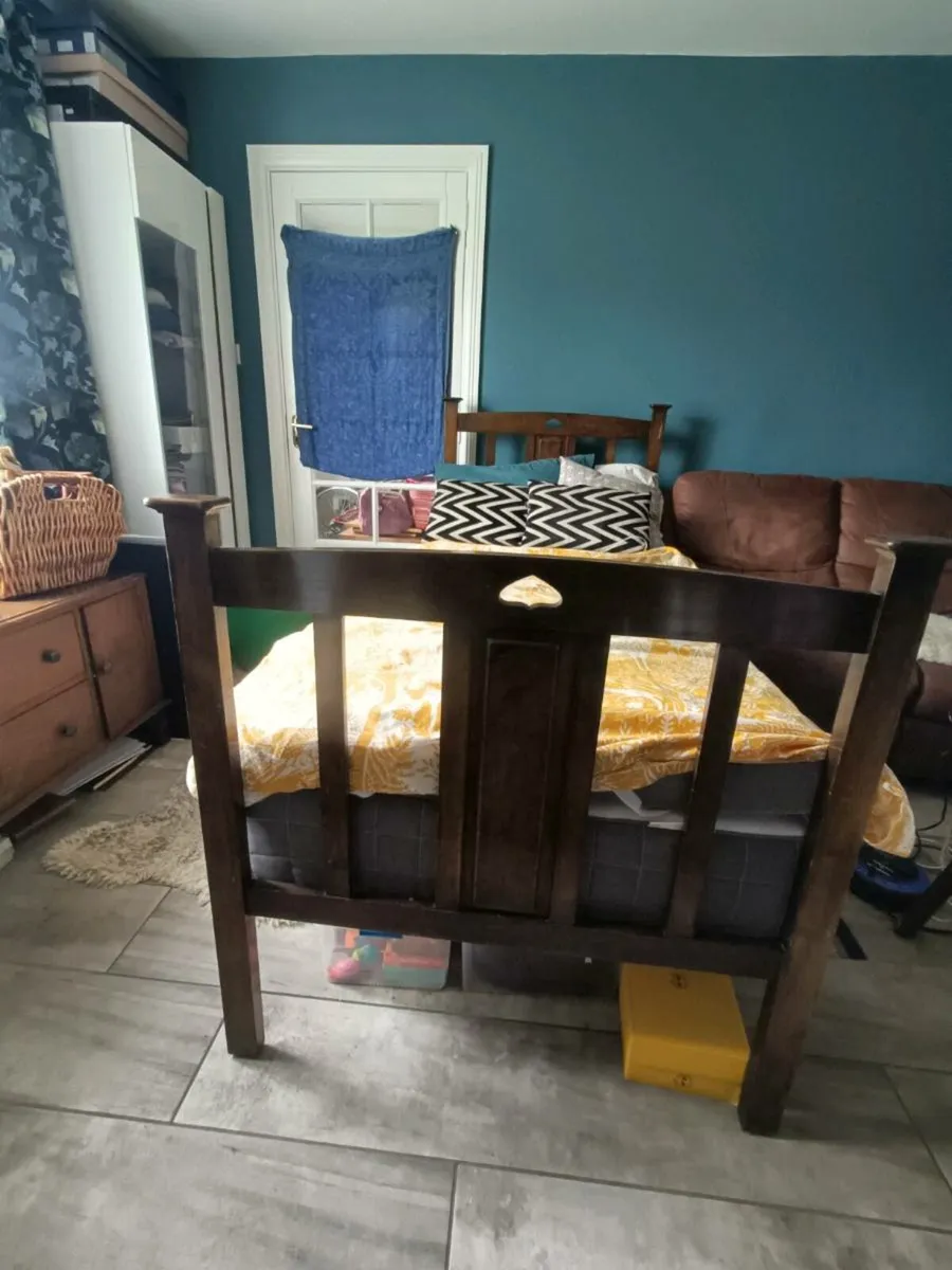 Single bed frame with mattress - Image 2