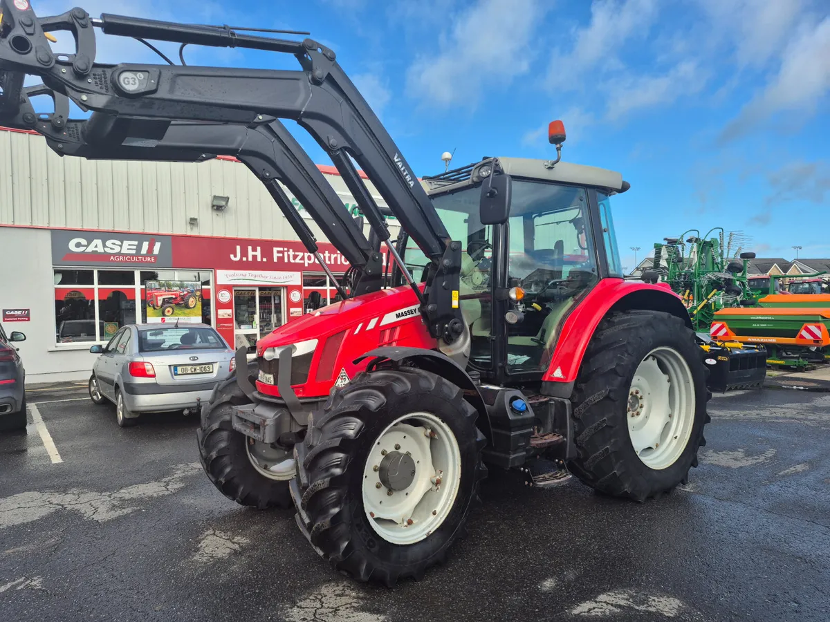 2014 Massey Ferguson 5612 - Image 1