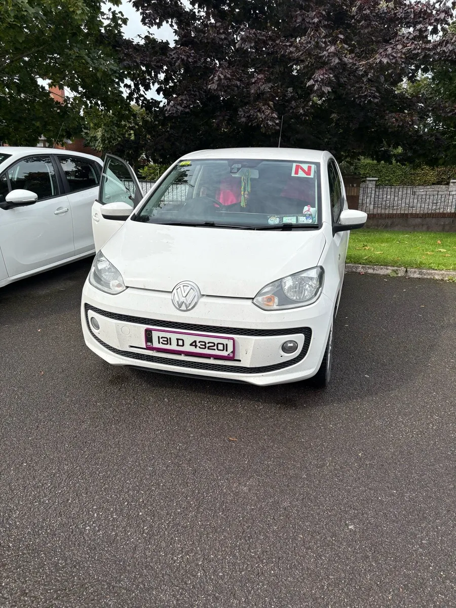 VOLKSWAGEN UP! AUTOMATIC - Image 1
