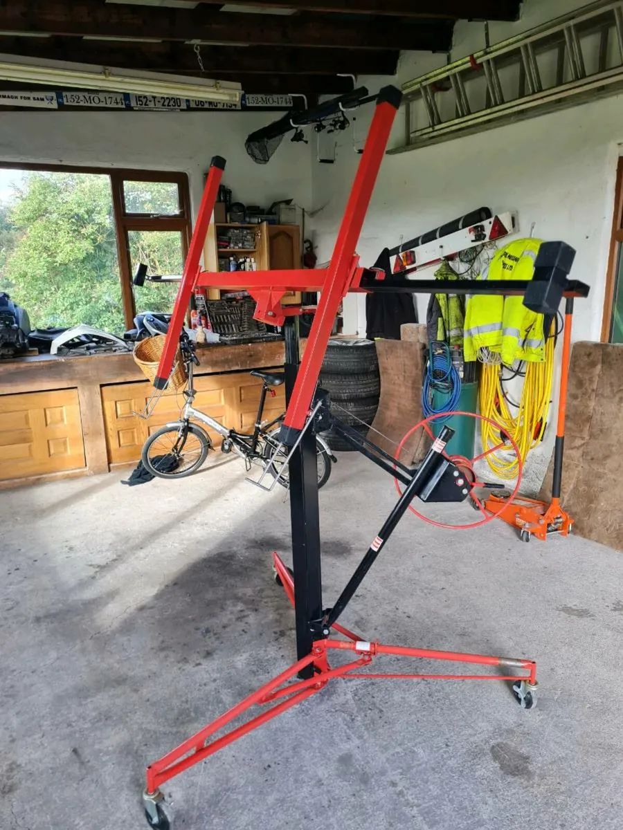 Plasterboard hoist - Image 1