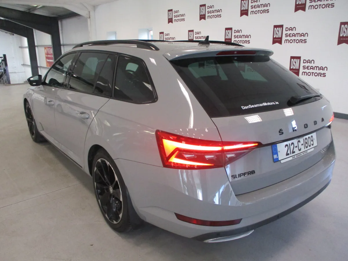 Skoda Superb SPORTLINE ESTATE 2021 - Image 2