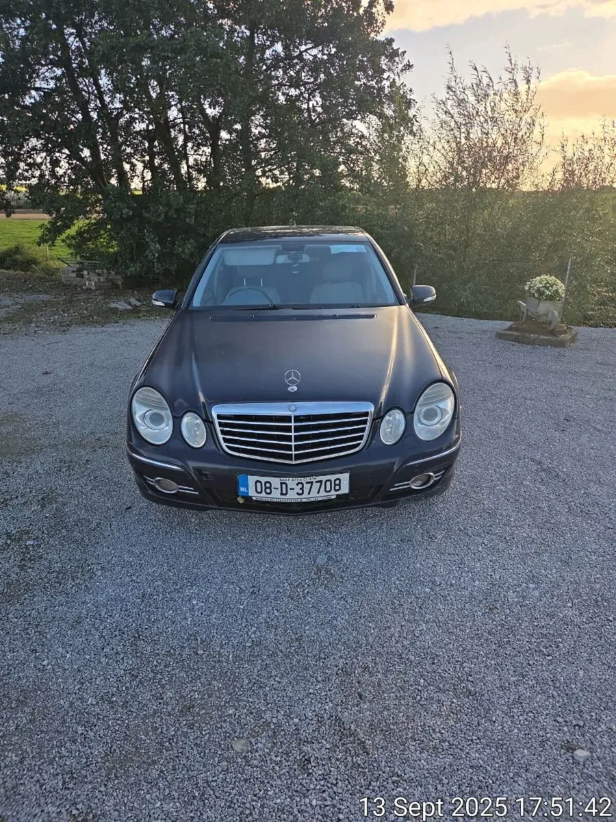 08 Mercedes E220 Automatic - Image 1