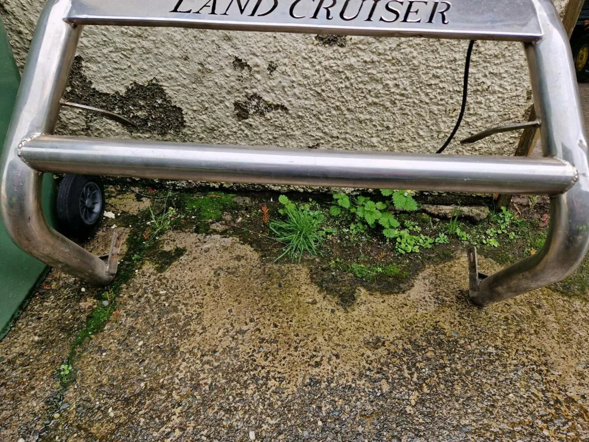 Toyota landcruiser bullbar - Image 2