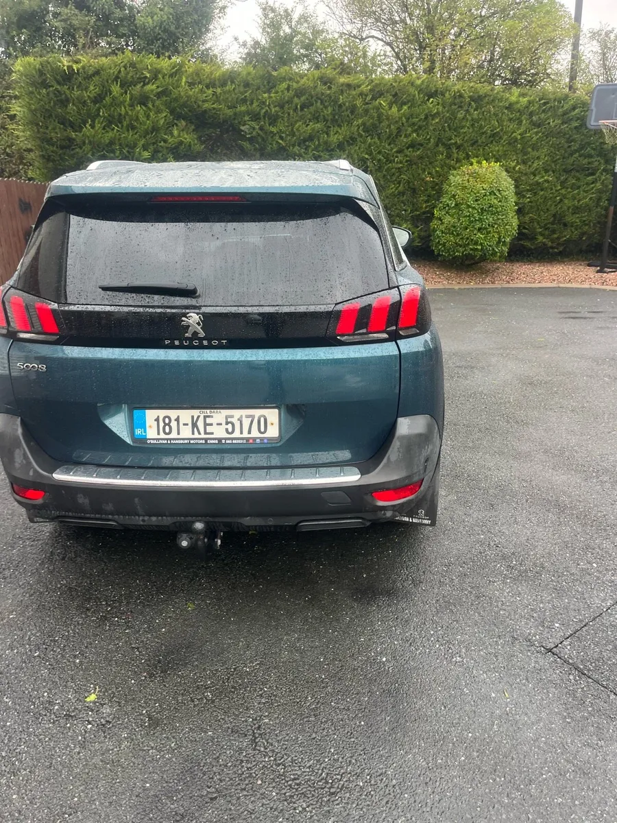 2018 peougeot 5008 - Image 2