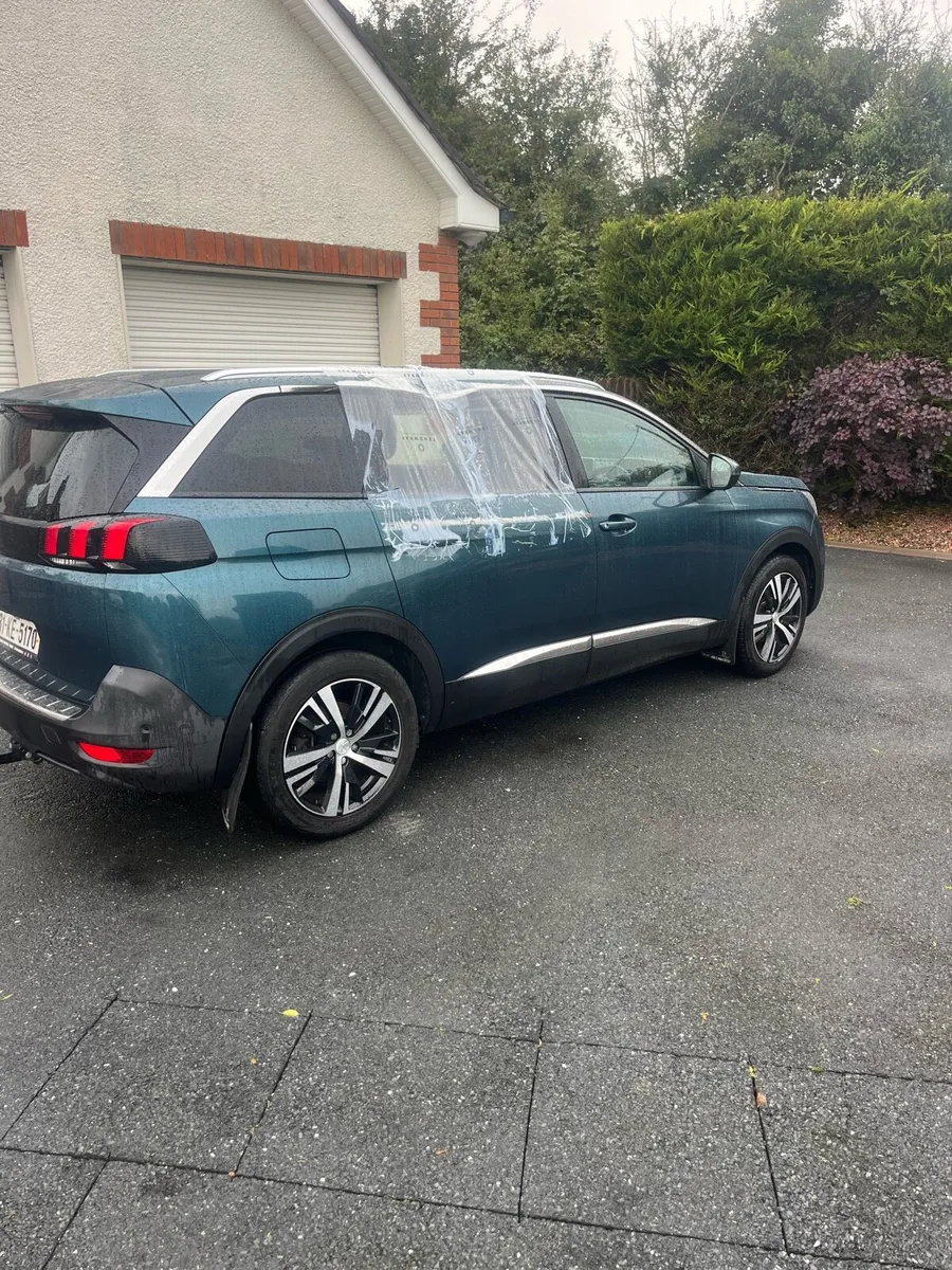 2018 peougeot 5008 - Image 3