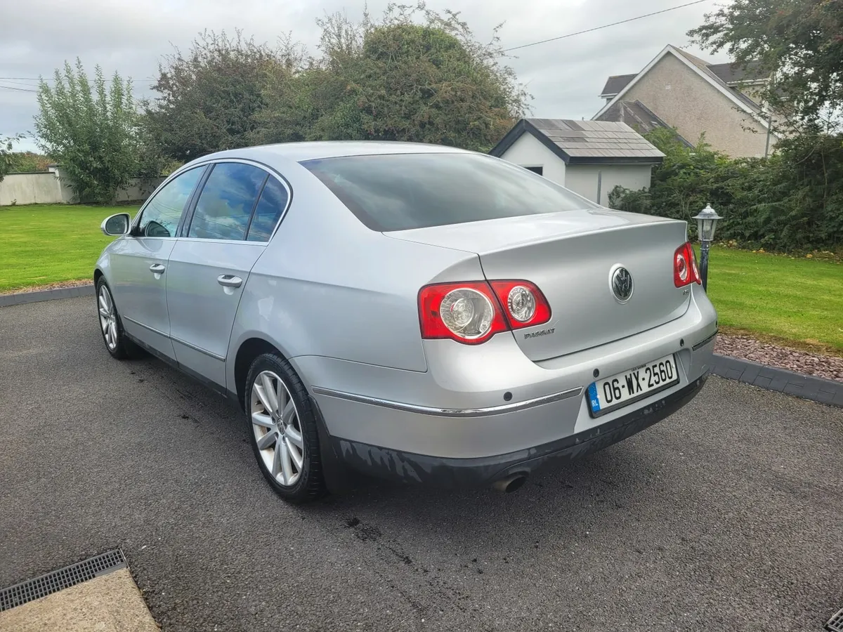 LOW MILES..06 PASSAT HIGHLINE 1.6 PETROL - Image 3