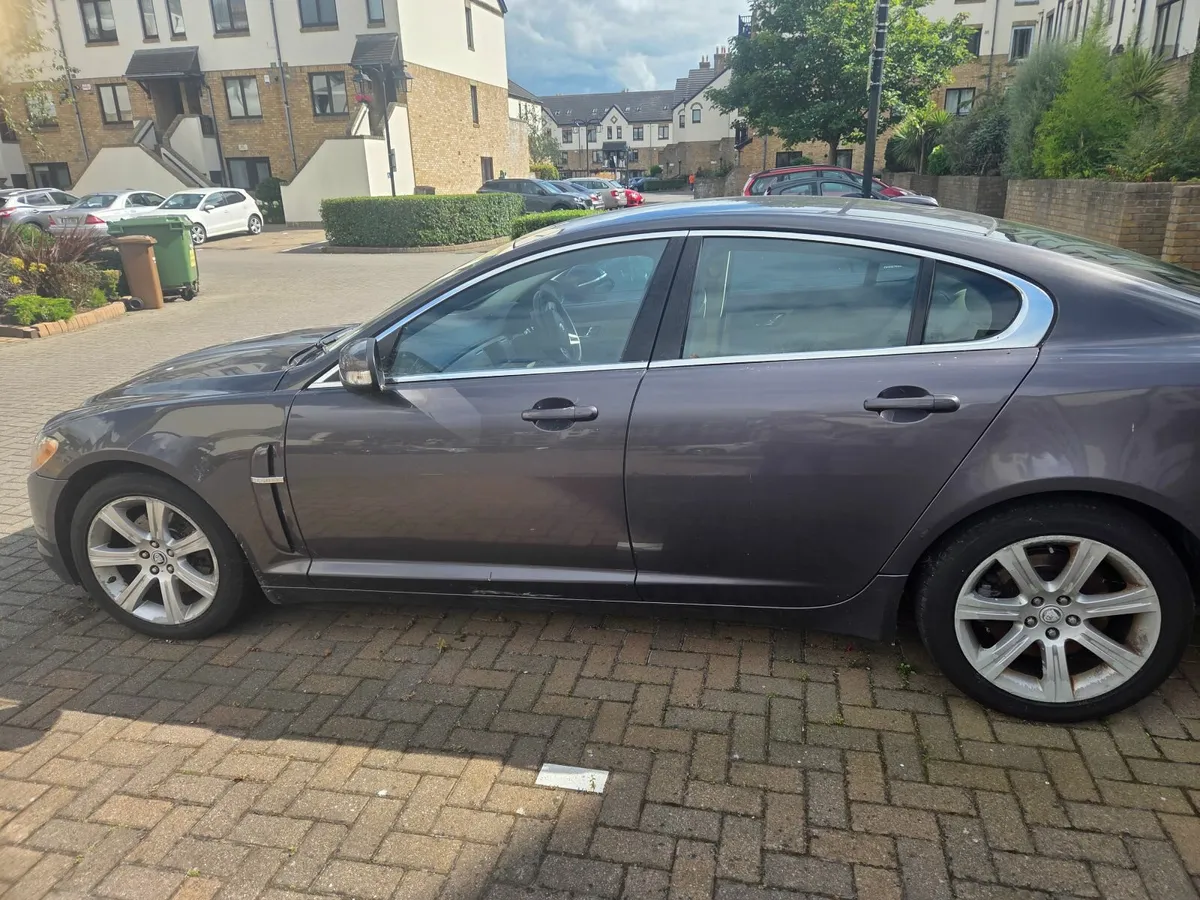 Jaguar XF 2008 - Image 2