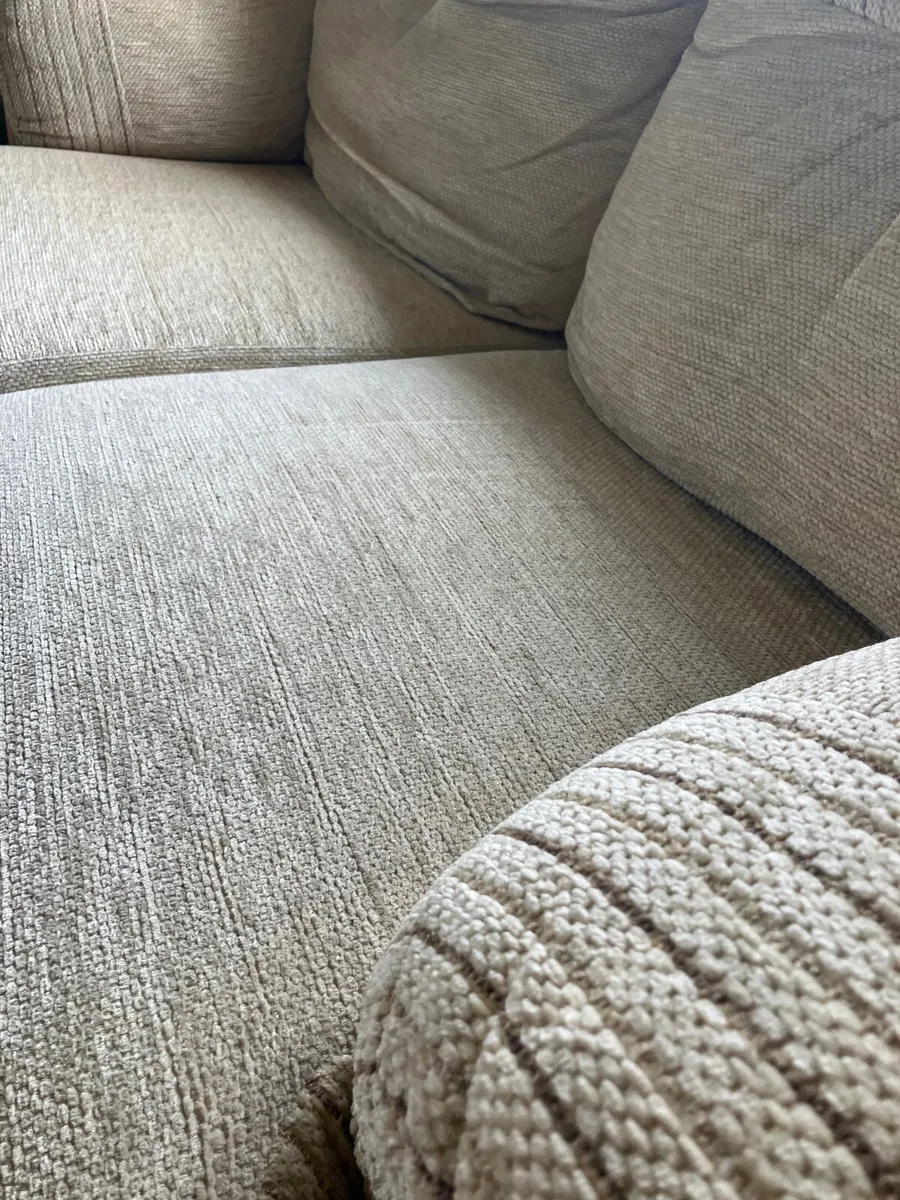 Suite of furniture - Image 3