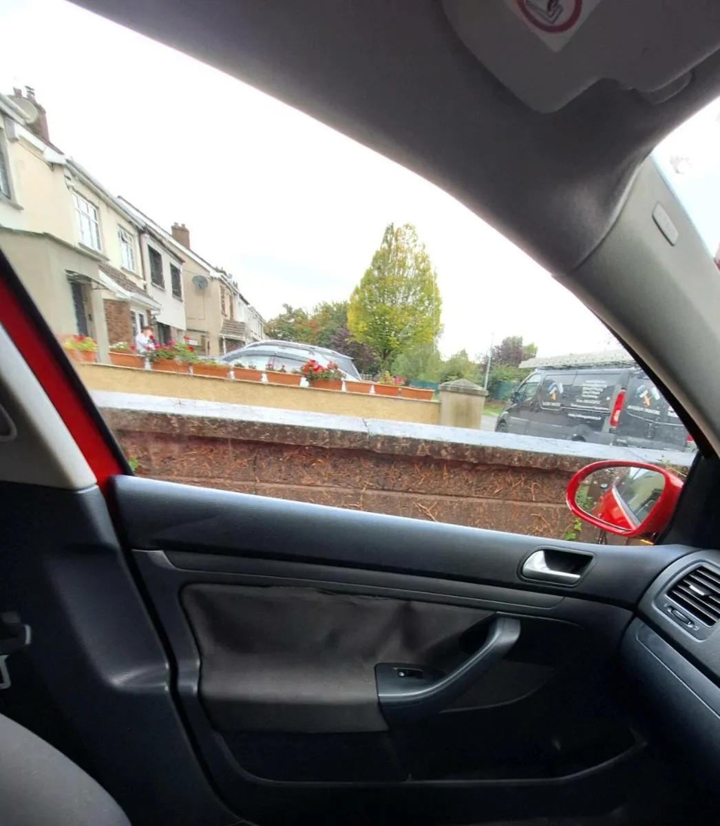 For Sale: 2007 Automatic Volkswagen Golf 1.6 FSI - Image 1