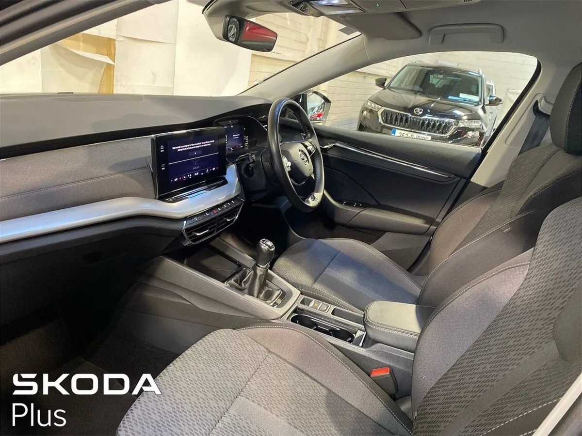 Skoda Octavia Style 2.0tdi 115bhp - Image 4