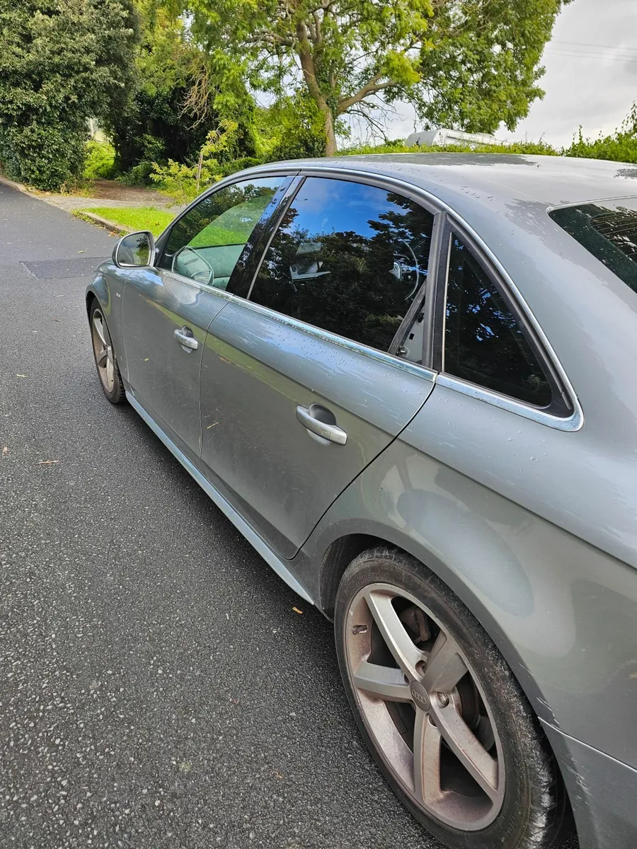 Audi A4 2009 - Image 4