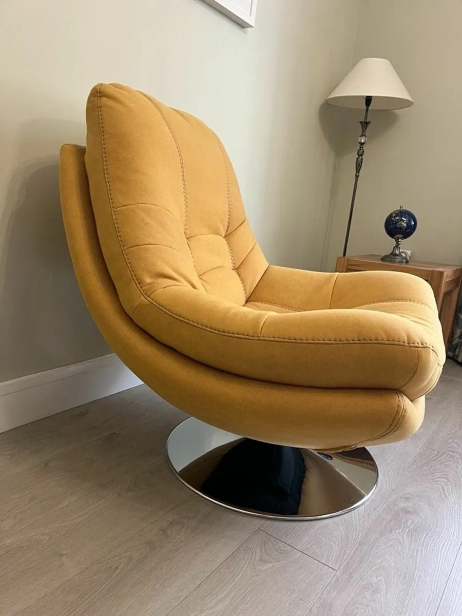 Armchairs - Image 2