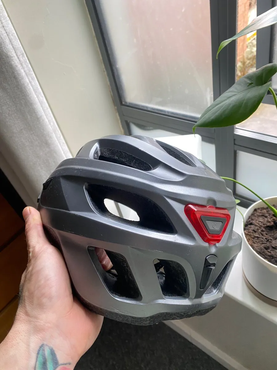 Bike helmet - Image 1