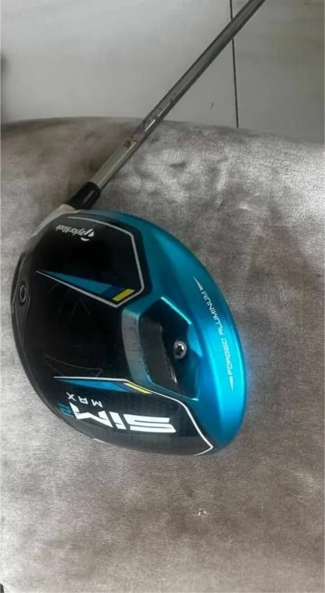 Taylormade Sim2 Max Driver - Image 2