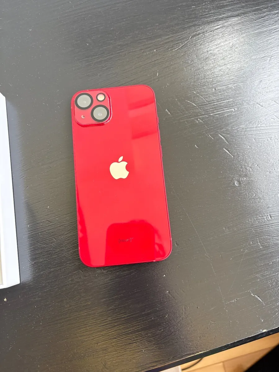 Red iphone 13 256gb 86% Battery - Image 3