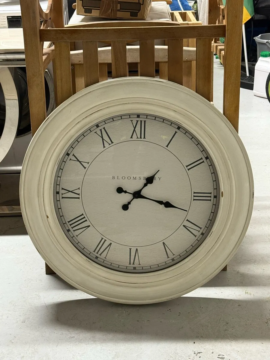 Large Bloomsbury Wall Clock