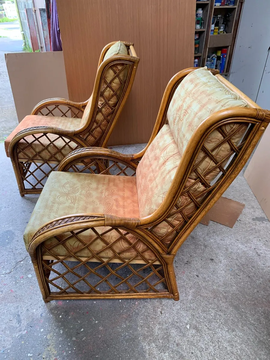 Sun room chairs - Image 3