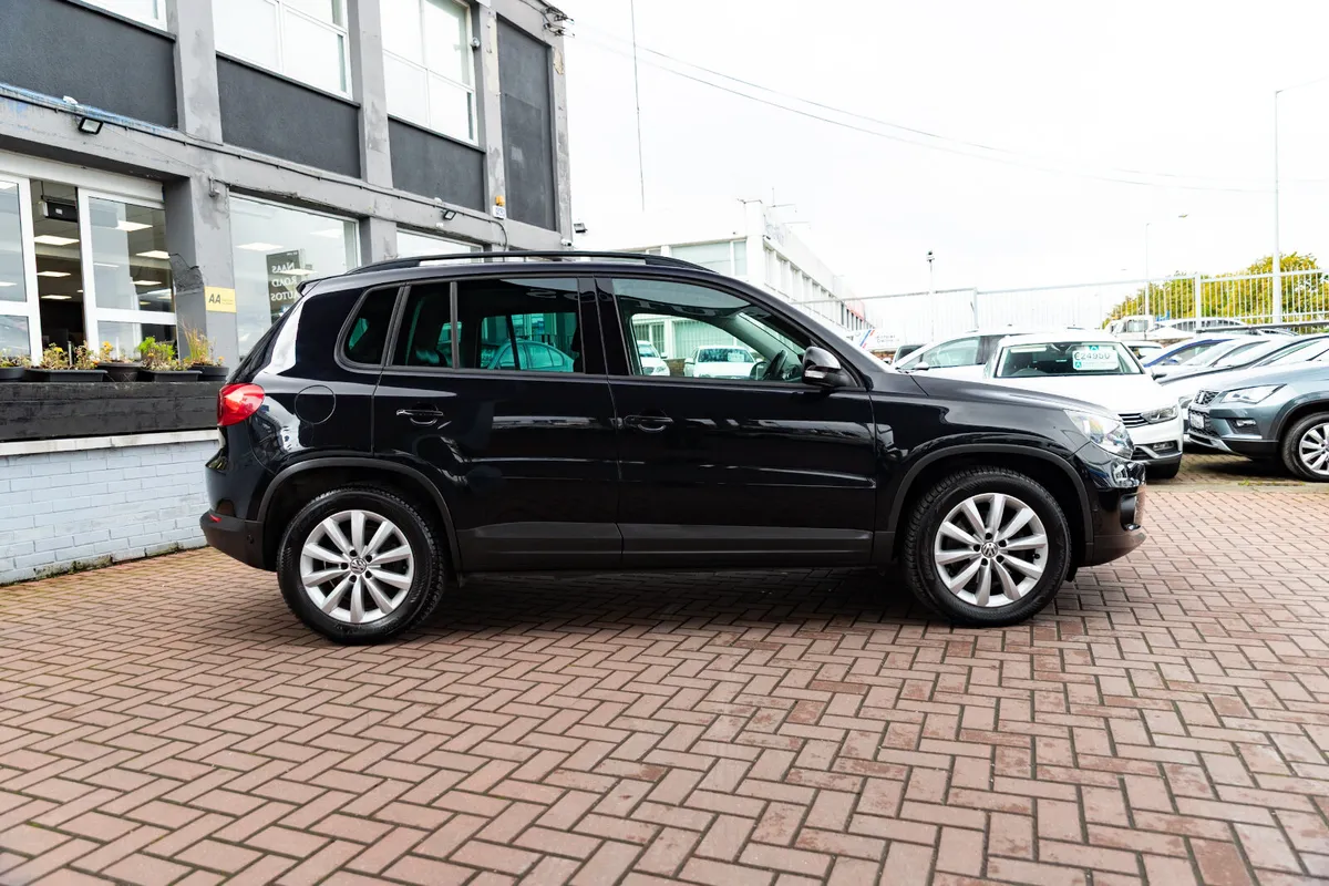Volkswagen Tiguan 2014 - Image 2