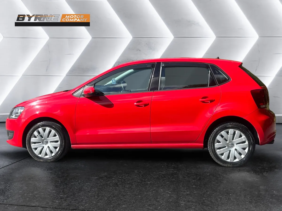 VOLKSWAGEN POLO 1.2 TSI AUTO, 2014 - Image 2