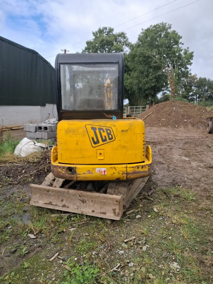 JCB 803 plus mini digger - Image 1