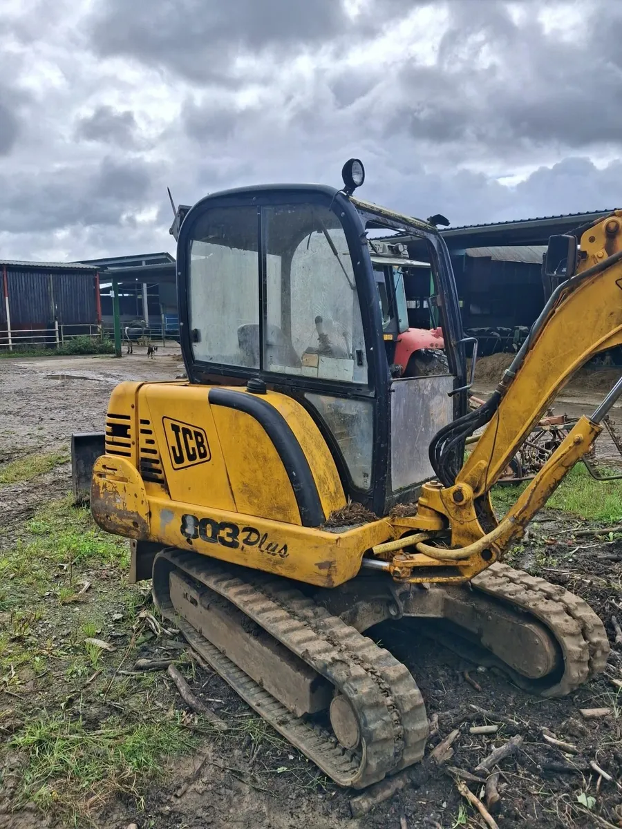 JCB 803 plus mini digger - Image 2