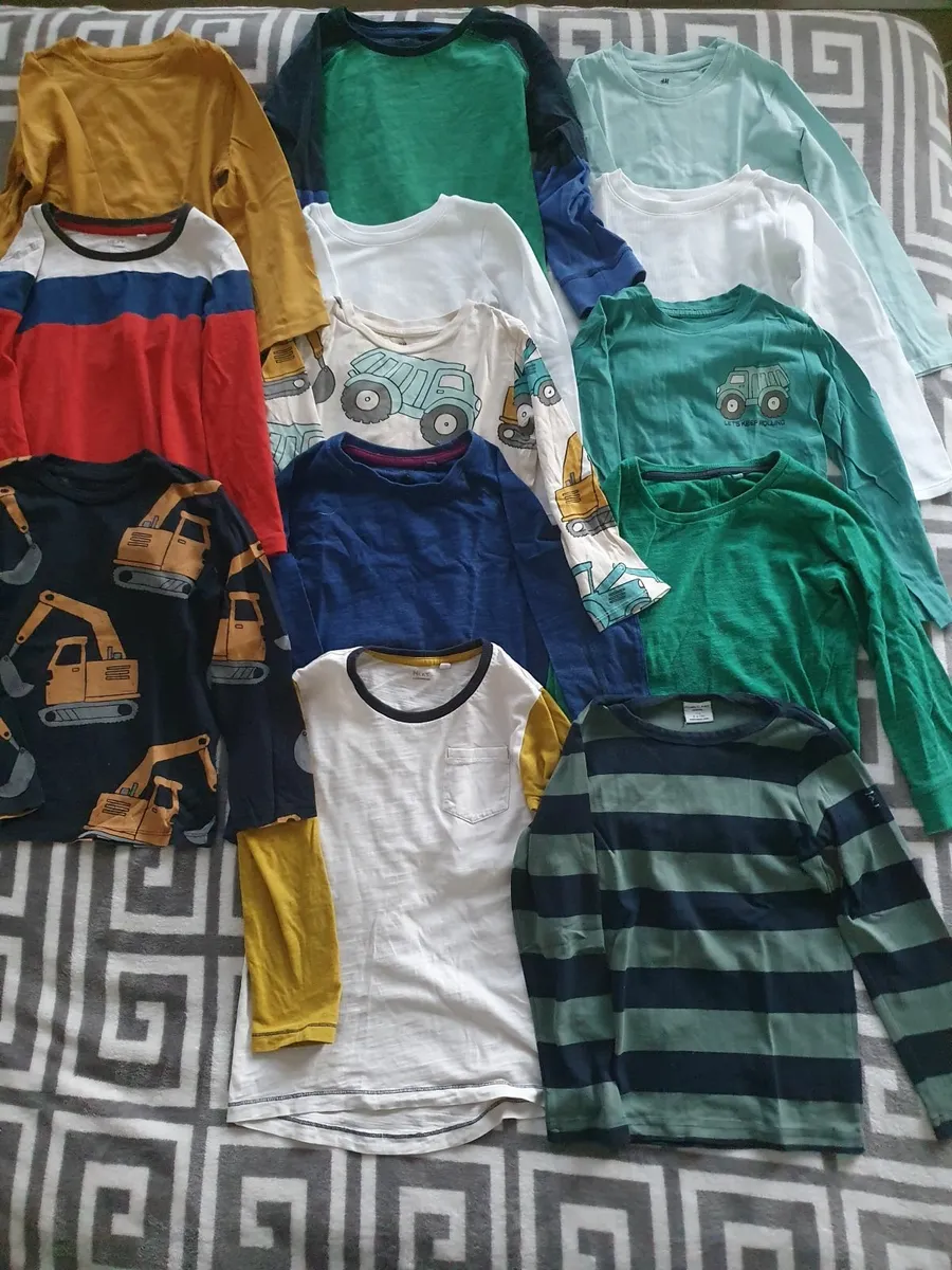 Boy 110 / 116  (4-5 years) NEXT / GAP / H&M - Image 1