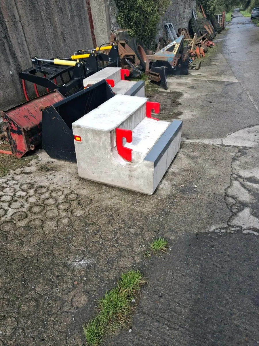 Weights - Image 1