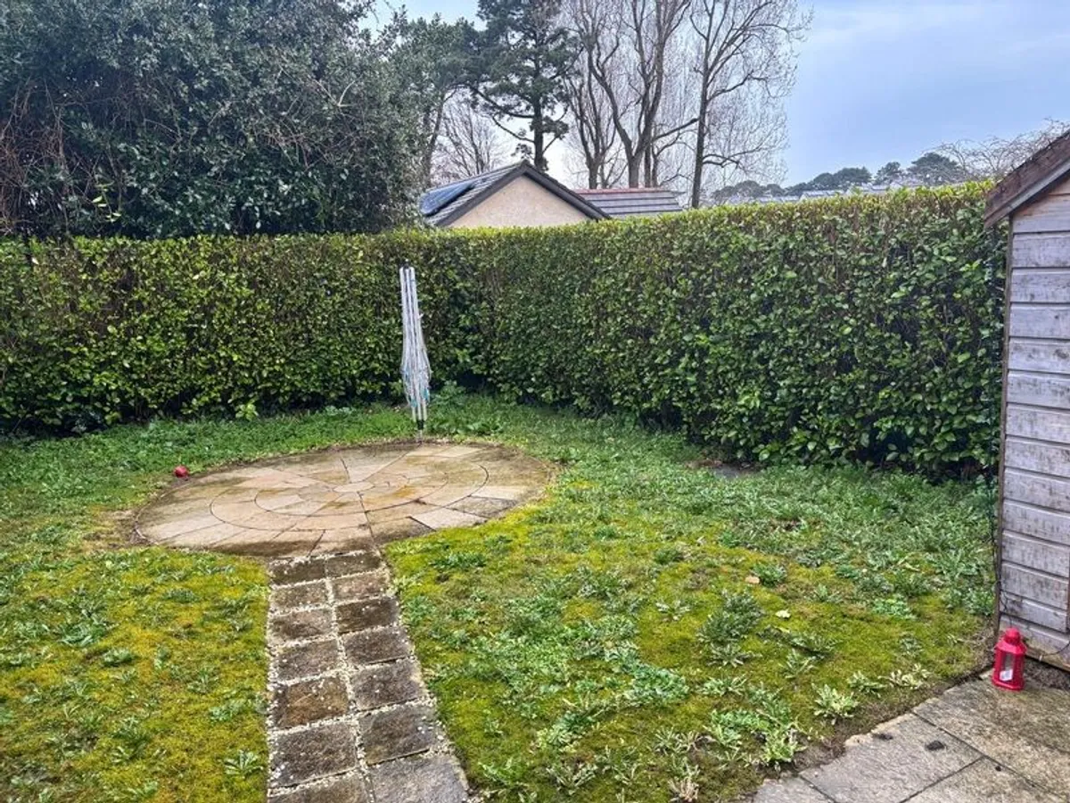 Garden patio - Image 1