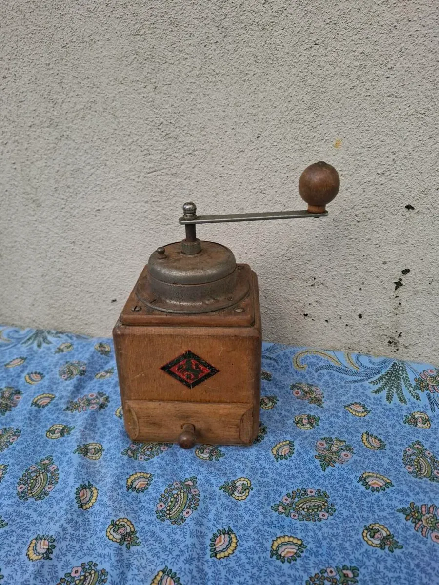 Old coffee grinder postage possible