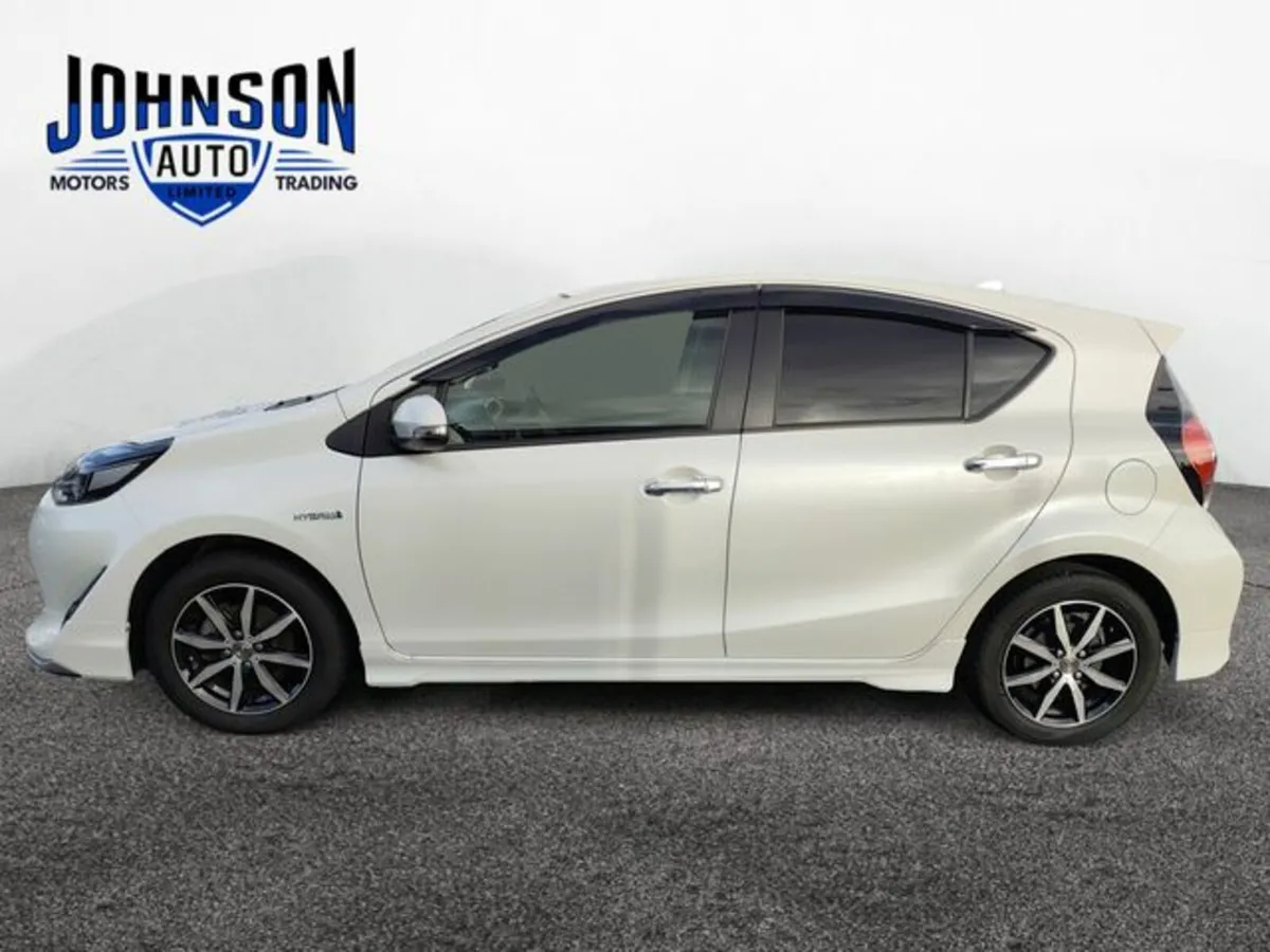 Toyota Aqua 1.5 - Image 2