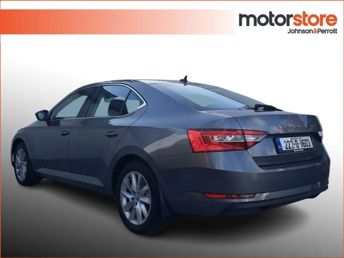 Skoda Superb AMB 2.0tdi 150HP - Image 3