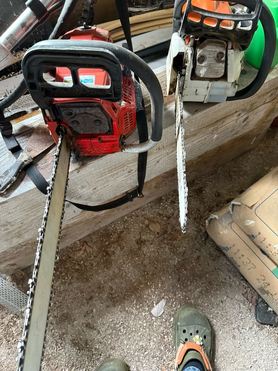 Chainsaws - Image 1