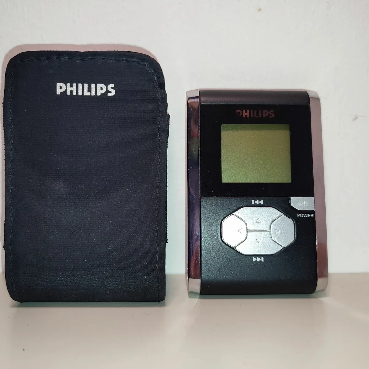 Philips Go Gear Hdd065/05 with  Case  Faulty - Image 1