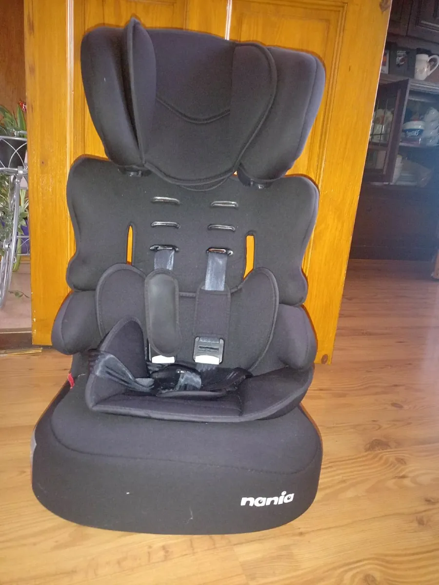 Baby car seat