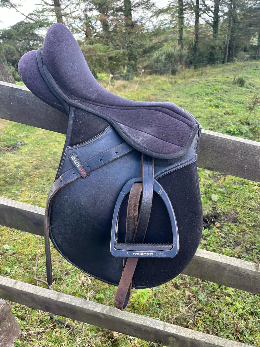17’’ saddle - Image 1