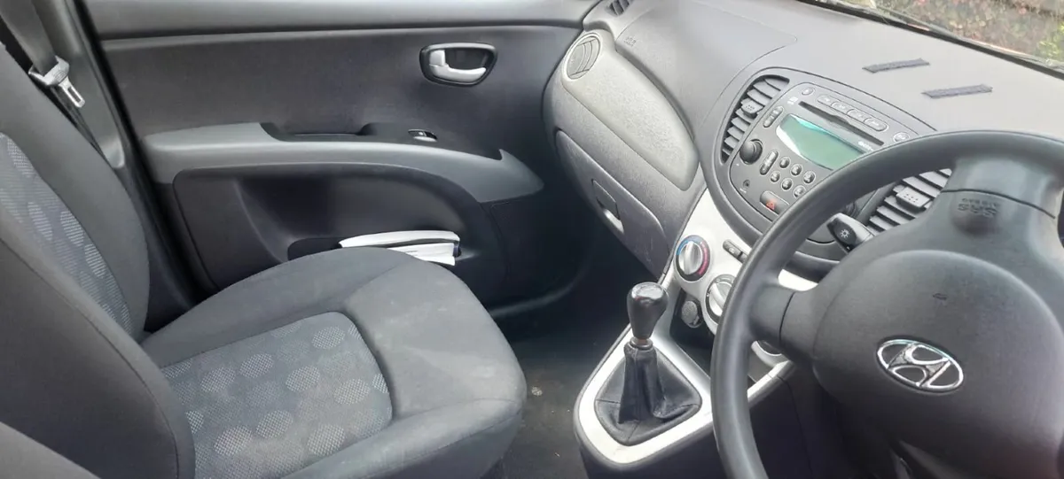 Hyundai i10 2010   ****only 92k miles**** - Image 4